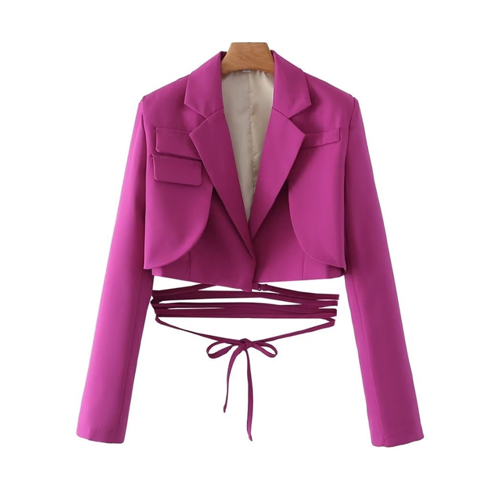 Chiara - Blazer crop top a la moda con detalle en la cintura